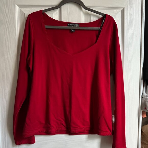 Forever 21 Women's Plus 1x Red Long Sleeve Top Sweetheart Neckline - Picture 1 of 6